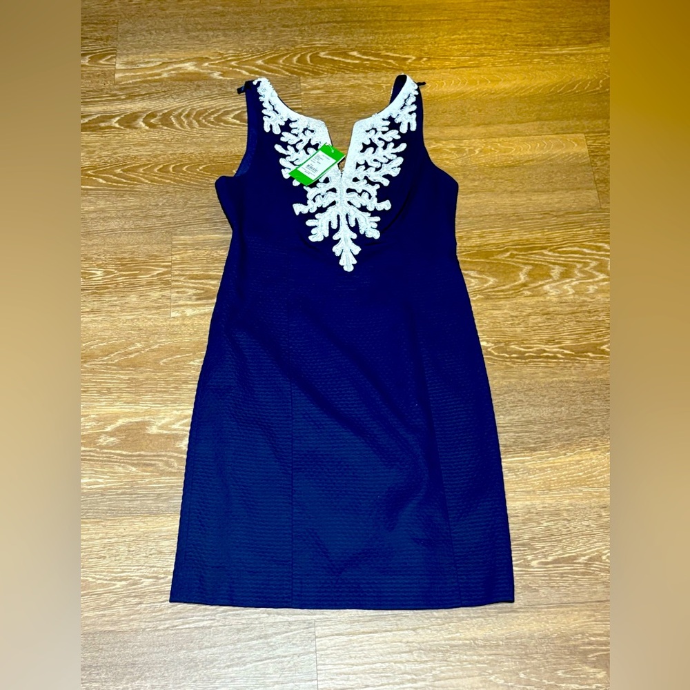 Lilly Pulitzer Gabby Shift Dress in Navy Size 2 NWT